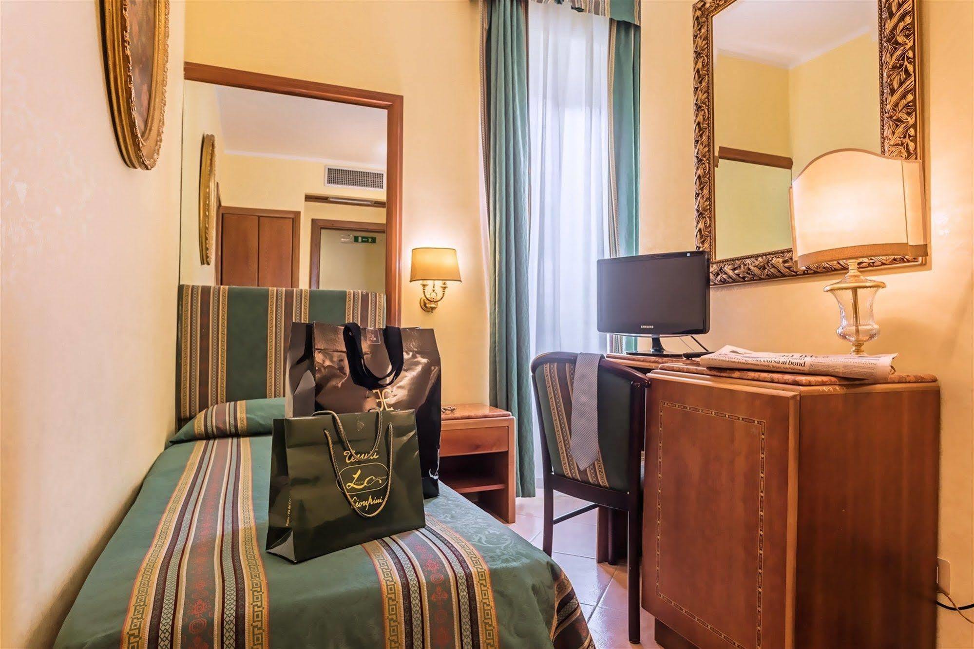 Raeli Regio Hotel